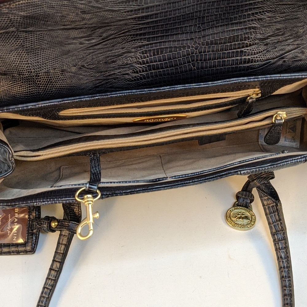 Brahmin - Picture 3 of 8